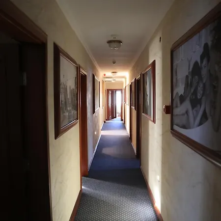 Hotel Village 4*
